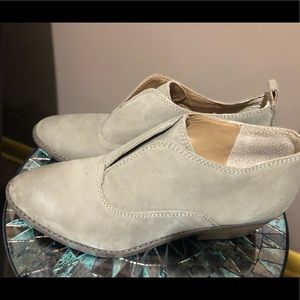 Women’s size 8.5 lucky booties